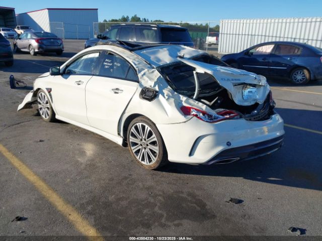 2018 MERCEDES-BENZ CLA 250 WDDSJ4GBXJN590285 Photo 2
