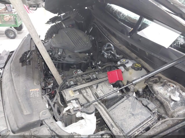 2025 CADILLAC XT6 1GYKPDRS2SZ107236 Photo 9