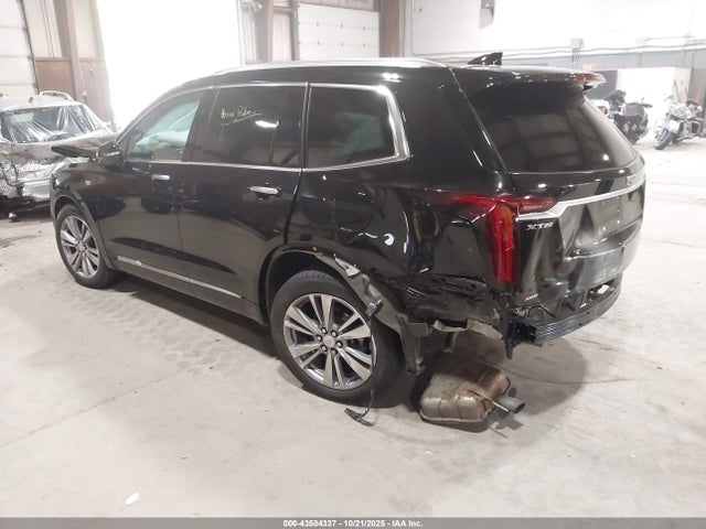 2025 CADILLAC XT6 1GYKPDRS2SZ107236 Photo 2