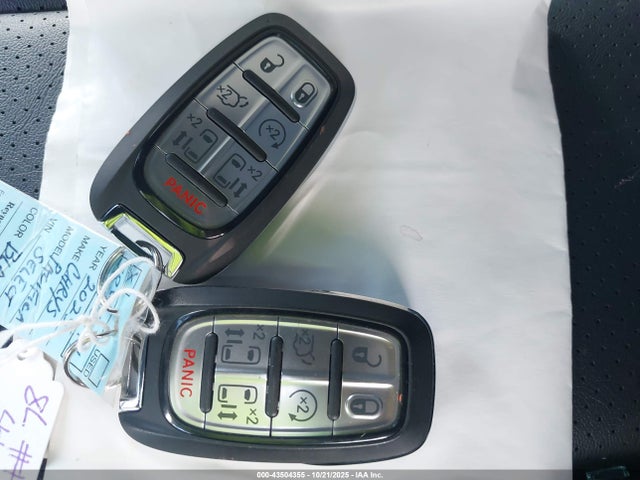 2025 CHRYSLER PACIFICA HYBRID 2C4RC1S76SR536071 Photo 10