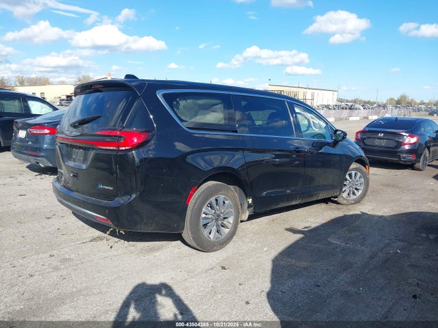 2025 CHRYSLER PACIFICA HYBRID 2C4RC1S76SR536071 Photo 3