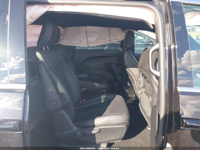 2025 CHRYSLER PACIFICA HYBRID 2C4RC1S76SR536071 Photo 7