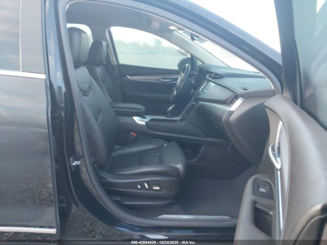 2018 CADILLAC XT5 1GYKNDRS5JZ102598 Photo 4