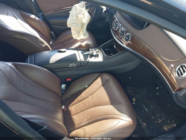2017 MERCEDES-BENZ S 550 WDDUG8FB8HA419763 Photo 4