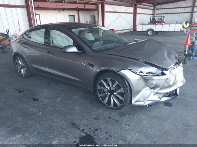 2025 TESLA MODEL 3 5YJ3E1EA8SF929430 Photo 0