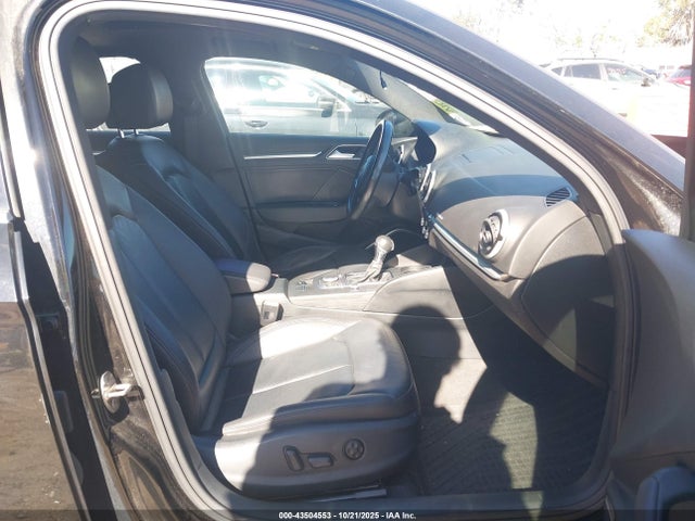2016 AUDI A3 WAUE8GFF2G1031674 Photo 4