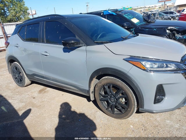 43504580 :رقم المزاد ، 3N1CP5DV2ML549822 vin ، 2021 Nissan Kicks Sr Xtronic Cvt مزاد بيع