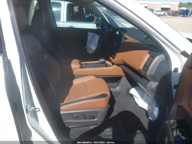 2023 NISSAN PATHFINDER 5N1DR3DJ7PC270844 Photo 4
