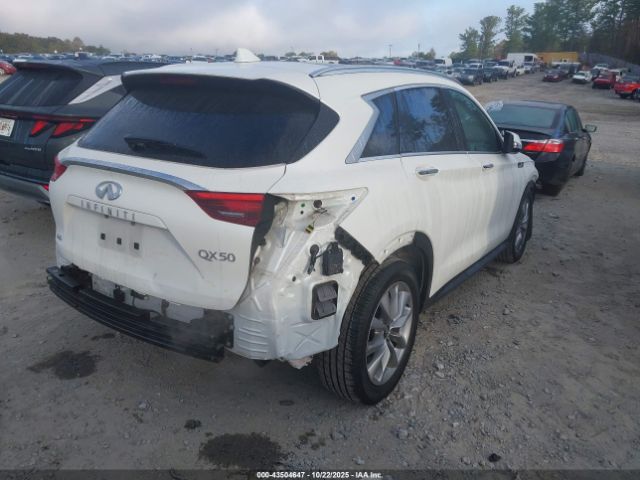 2021 INFINITI QX50 3PCAJ5CB8MF120387 Photo 3