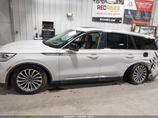 Lincoln Aviator Reserve 2023 5LM5J7XC2PGL16490 Image 14