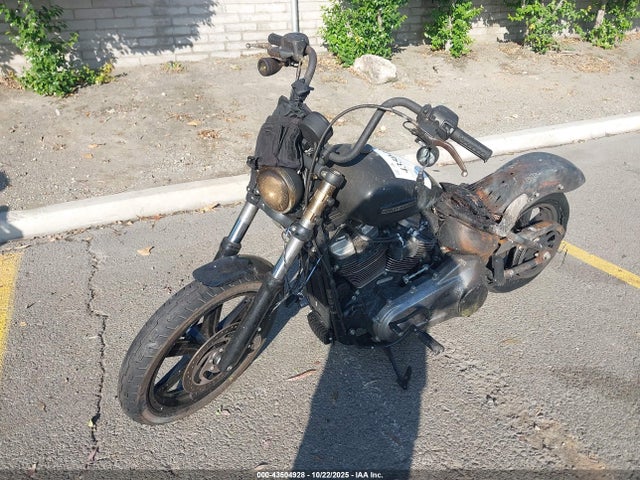 1HD1YJ928SB033535 Harley-Davidson FXBB