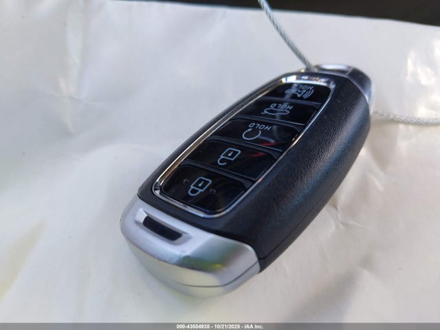 5NPLS4AG6NH056187 Hyundai ELANTRA SEL