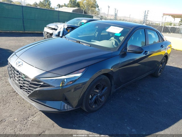 5NPLS4AG6NH056187 Hyundai ELANTRA SEL