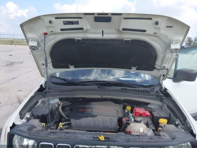 2019 JEEP RENEGADE ZACNJAABXKPK67326 Photo 9