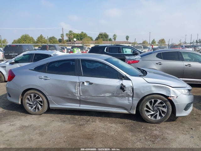Honda CIVIC EX 2018 2HGFC2F7XJH515278 Image 13
