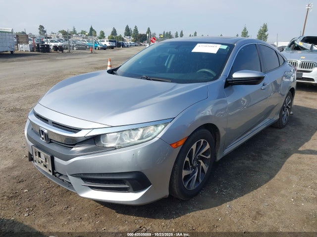 Honda CIVIC EX 2018 2HGFC2F7XJH515278 Image 2