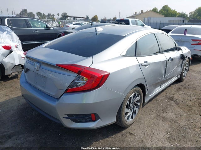 Honda CIVIC EX 2018 2HGFC2F7XJH515278 Image 4