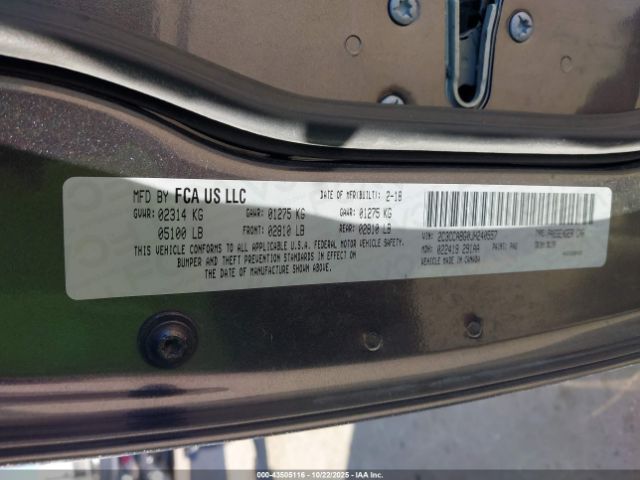 2018 CHRYSLER 300 2C3CCABG0JH240557 Photo 8