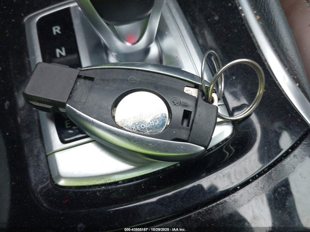 2017 INFINITI QX30 SJKCH5CRXHA036407 Photo 10