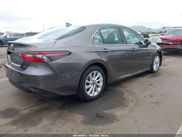 4T1C11AK9RU889186 Toyota CAMRY LE