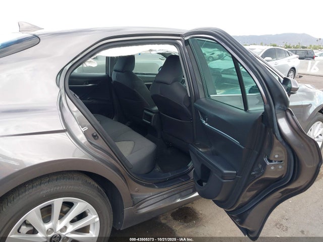 4T1C11AK9RU889186 Toyota CAMRY LE