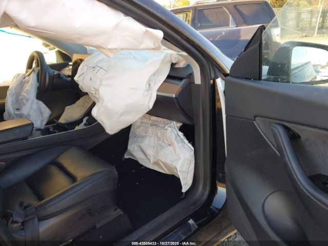 2020 TESLA MODEL Y 5YJYGDEE1LF047831 Photo 4
