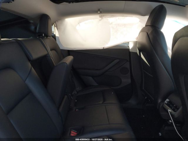 2020 TESLA MODEL Y 5YJYGDEE1LF047831 Photo 7