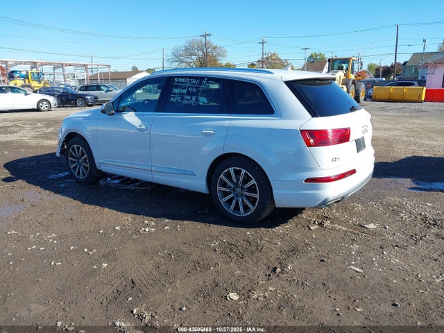 2019 AUDI Q7 WA1LAAF70KD005287 Photo 2