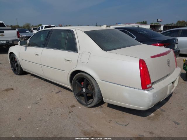 2010 CADILLAC DTS 1G6KH5EY9AU135813 Photo 2