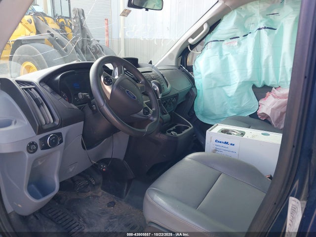 43505557 :رقم المزاد ، 1FDBF6PM9KKB25858 vin ، 2019 Ford Transit-350 Cutaway مزاد بيع