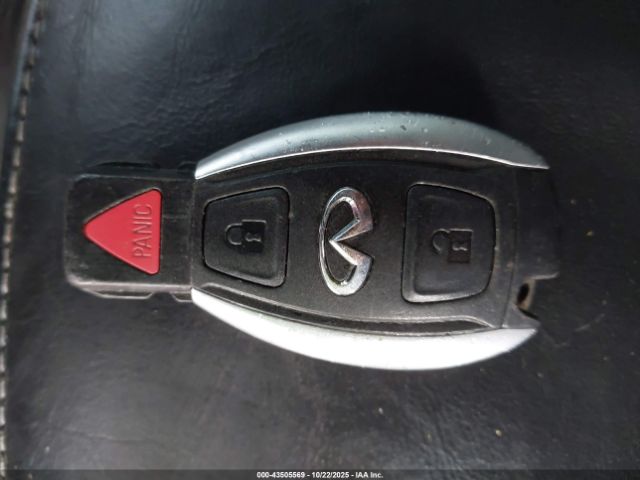 2017 INFINITI QX30 SJKCH5CR6HA023766 Photo 10