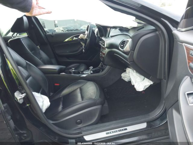 2017 INFINITI QX30 SJKCH5CR6HA023766 Photo 4