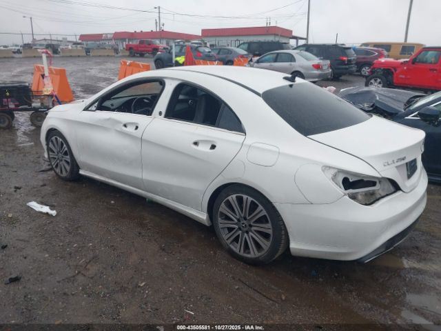2019 MERCEDES-BENZ CLA 250 WDDSJ4EB3KN716295 Photo 2