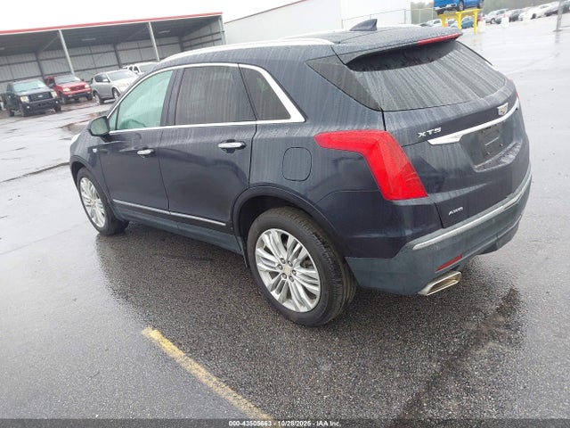 2017 CADILLAC XT5 1GYKNERS3HZ262897 Photo 2
