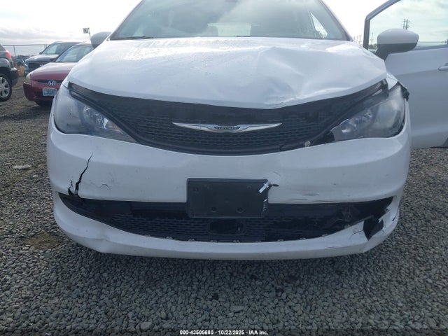 Chrysler Voyager Lx 2022 2C4RC1CG4NR102962 Image 6