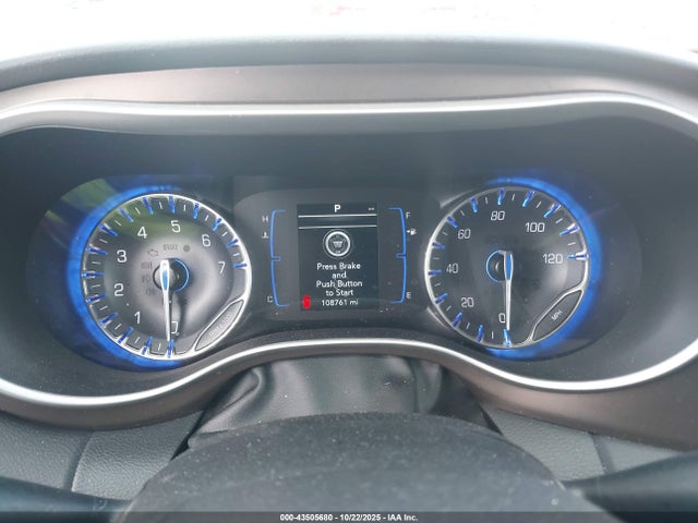 Chrysler Voyager Lx 2022 2C4RC1CG4NR102962 Image 7