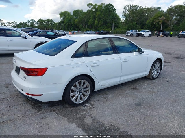 2017 AUDI A4 WAUANAF41HN006665 Photo 3
