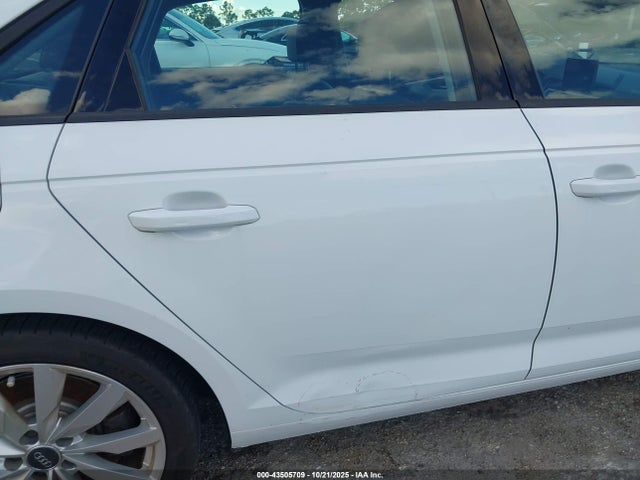 2017 AUDI A4 WAUANAF41HN006665 Photo 5