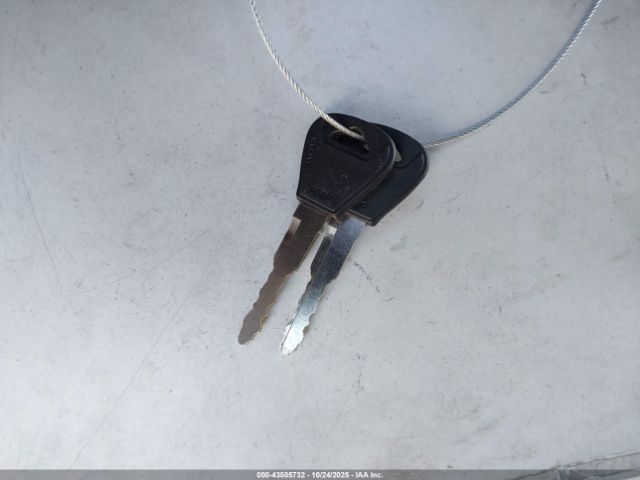 2000 FORD ESCORT 3FAFP13P9YR208934 Photo 10