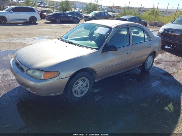 2000 FORD ESCORT 3FAFP13P9YR208934 Photo 1