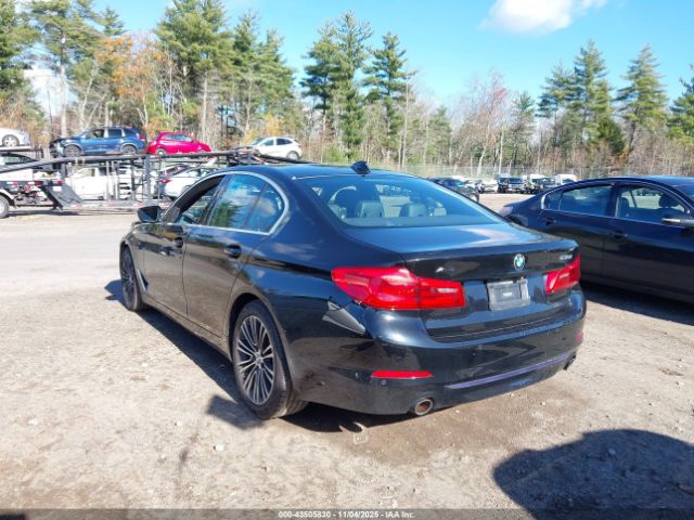 2019 BMW 530I WBAJA7C58KWW17015 Photo 2