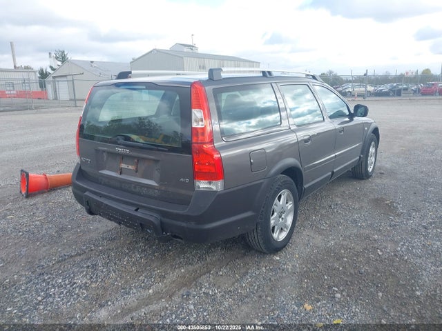 2005 VOLVO XC70 YV1SZ592151199961 Photo 3