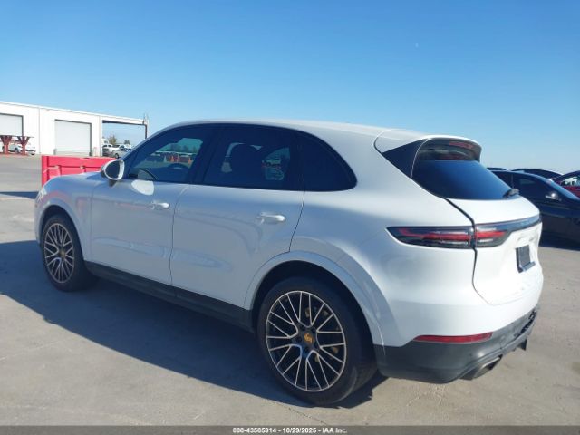 2019 PORSCHE CAYENNE WP1AA2AY0KDA17506 Photo 2