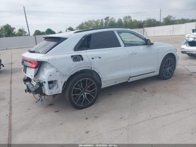 2021 AUDI Q8 WA1FVAF18MD042006 Photo 3