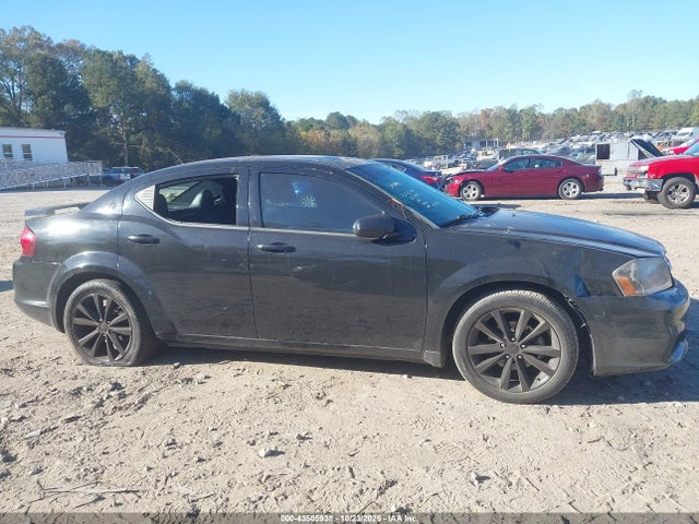 1C3CDZCG4EN176370 Dodge Avenger Sxt