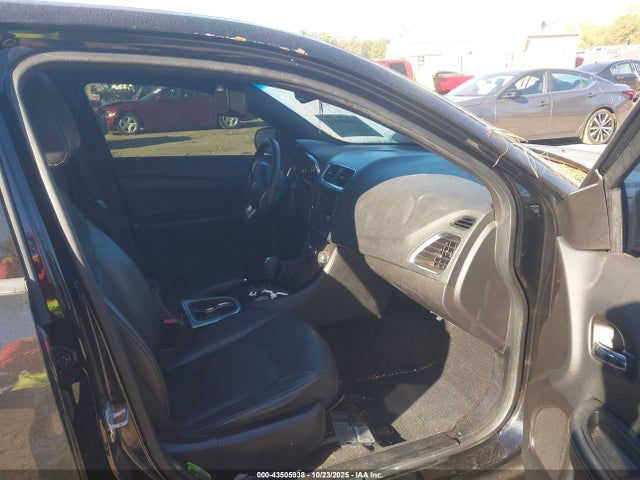 1C3CDZCG4EN176370 Dodge Avenger Sxt