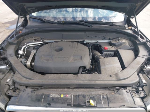 2019 VOLVO XC60 LYV102DK7KB355104 Photo 9
