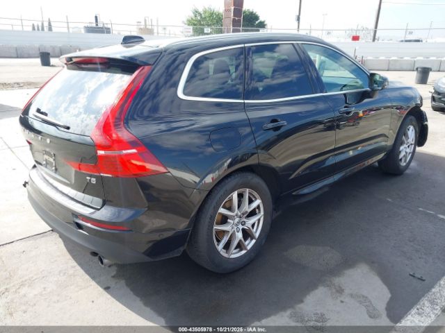 2019 VOLVO XC60 LYV102DK7KB355104 Photo 3