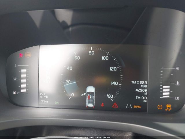 2019 VOLVO XC60 LYV102DK7KB355104 Photo 6