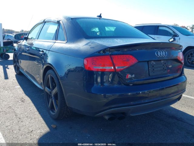 2011 AUDI S4 WAUMGAFL3BA044220 Photo 2